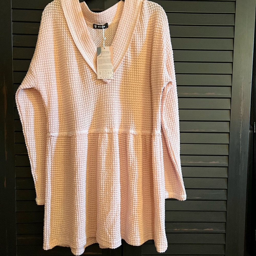 Cute top to wear with leggings